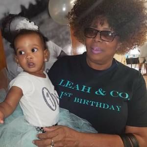 Meet your Posher, Terri